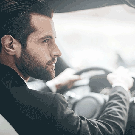homem-em-carro
